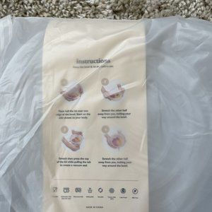 NEW Lot of 6 different size reusable silicone lids